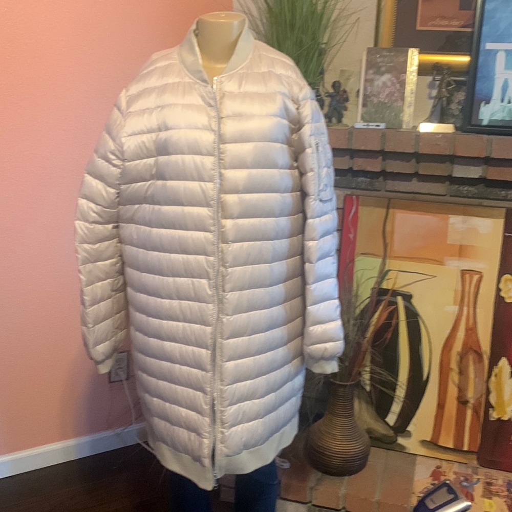 In Excellent Condition Parka Jacket
